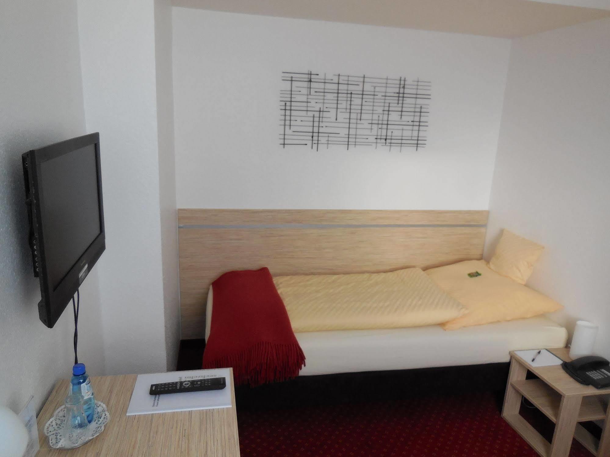 Hotel Sechzehn Leverkusen Exteriér fotografie